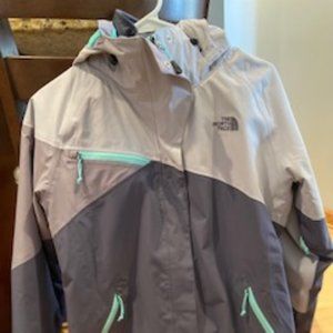 Women's North Face Winter Jacket- Size Medium
